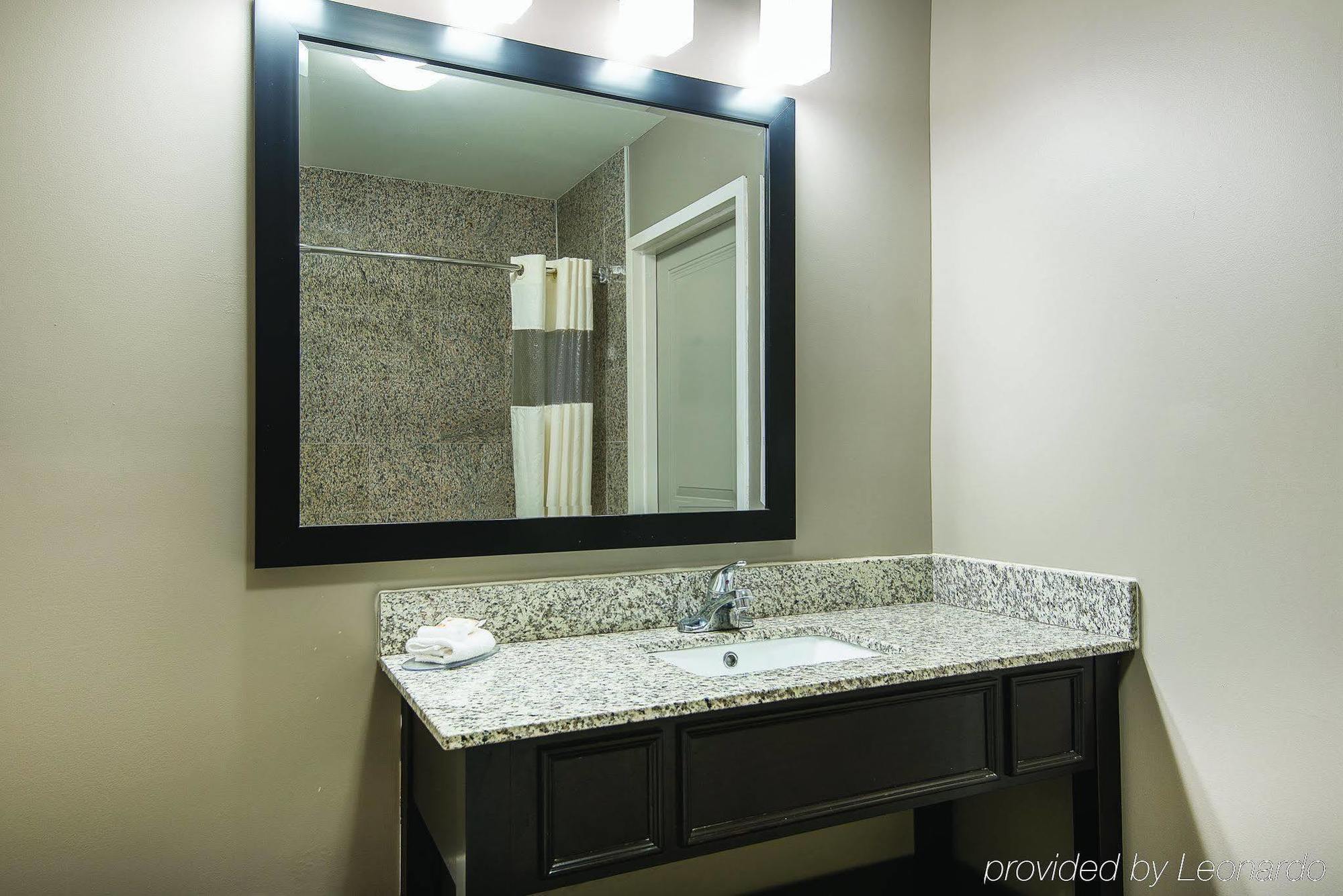 La Quinta By Wyndham Brooklyn East Hotel New York Ngoại thất bức ảnh